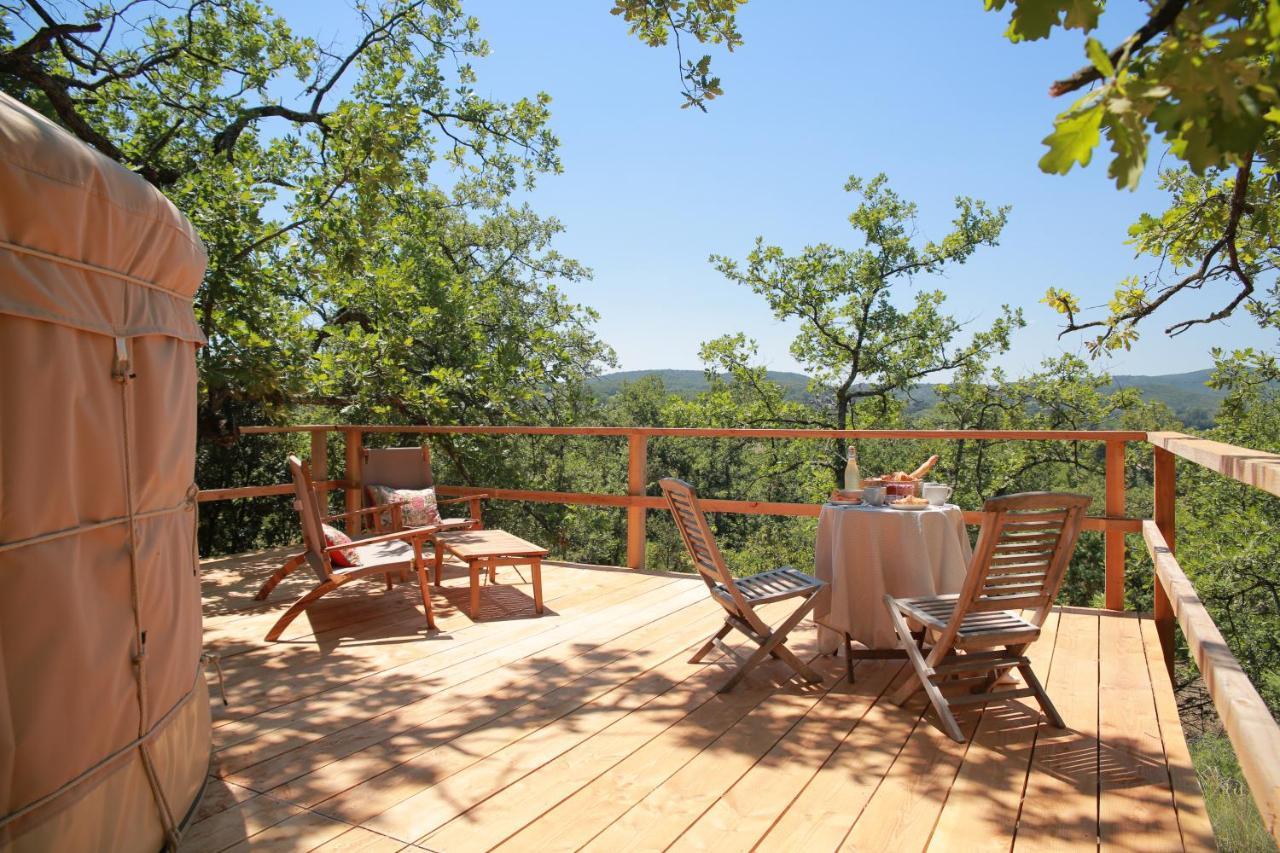 Les Yourtes De Provence Bed and Breakfast Saint-Paulet-de-Caisson Buitenkant foto