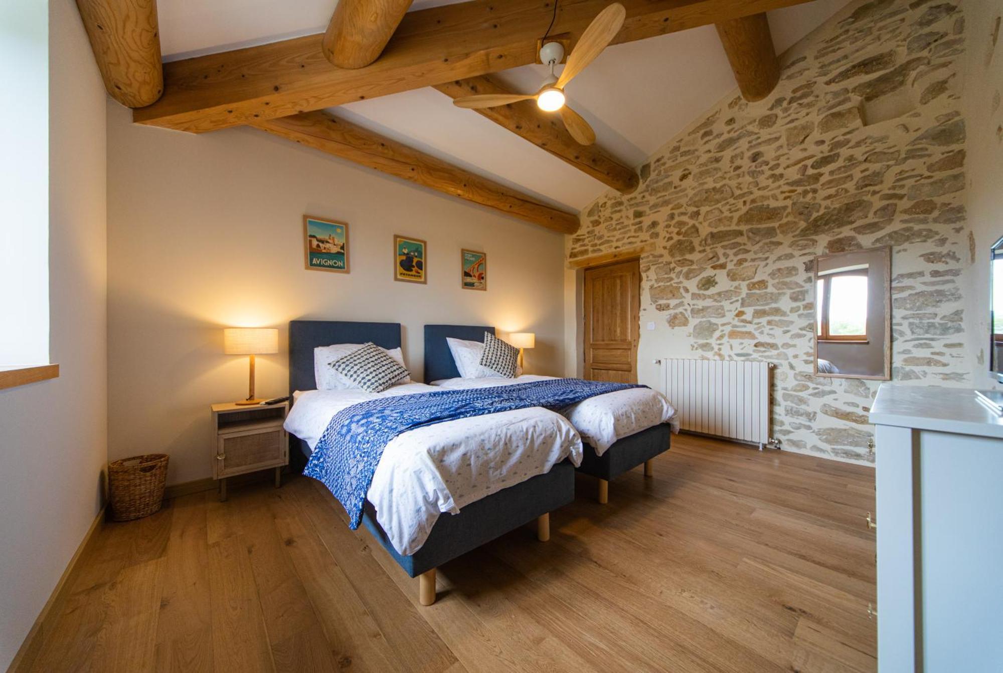 Les Yourtes De Provence Saint-Paulet-de-Caisson Kamer foto